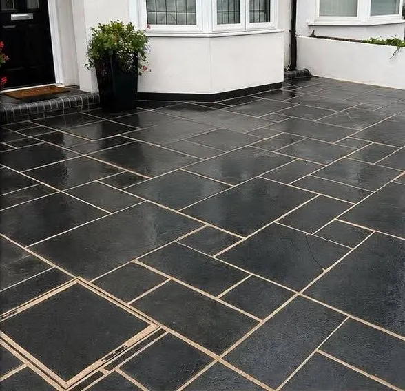 Slate paving with freshly pointed joints